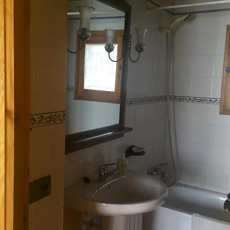 Apartament Paller Cal Melsio Anserall (Catalonia)